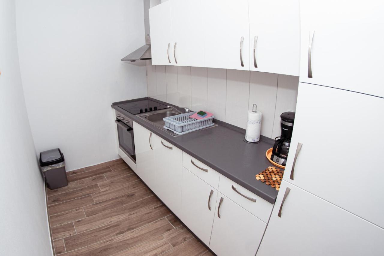 Apartmani Mijo, Biograd Na Moru Exterior foto