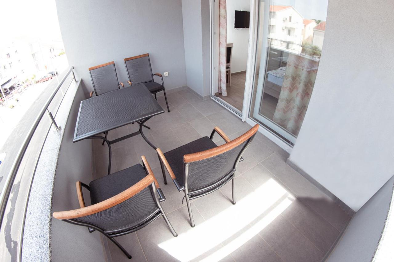 Apartmani Mijo, Biograd Na Moru Exterior foto