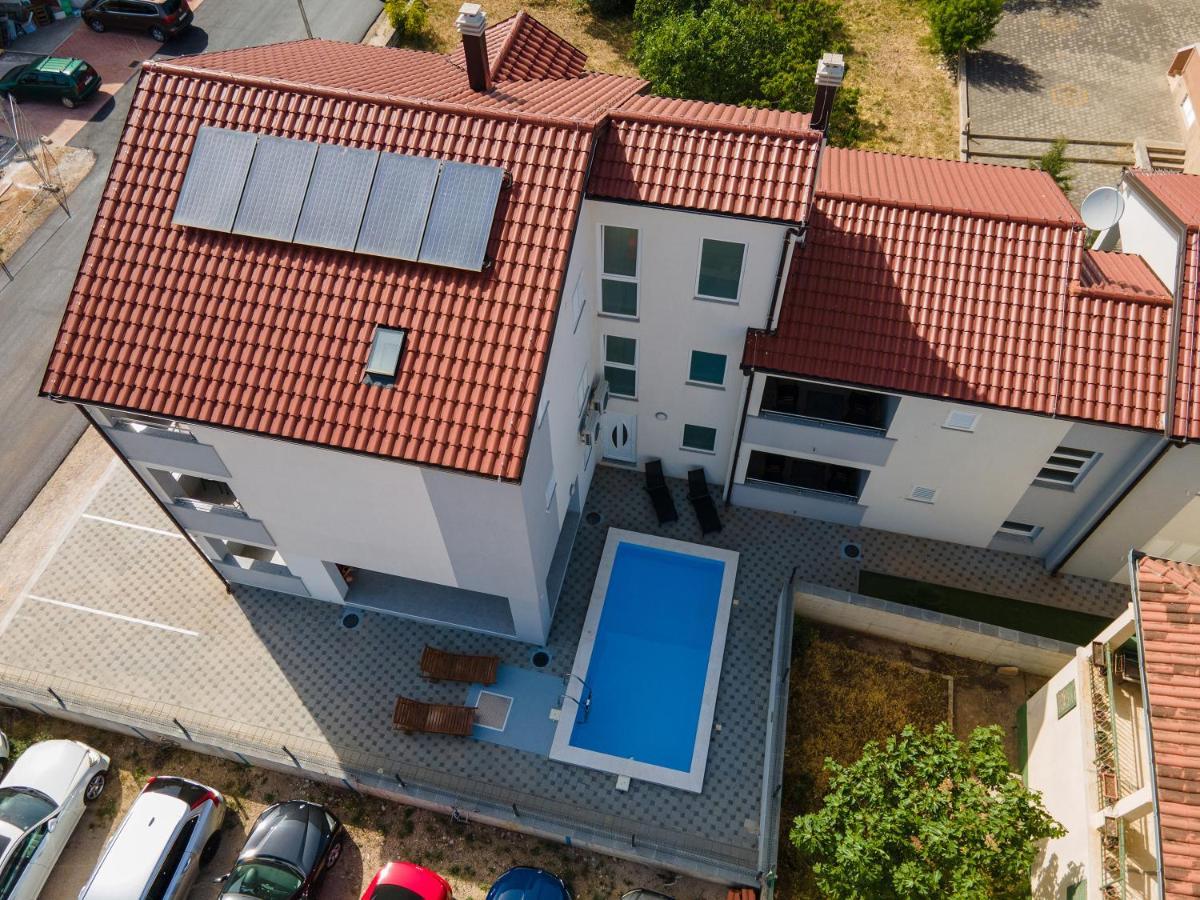 Apartmani Mijo, Biograd Na Moru Exterior foto